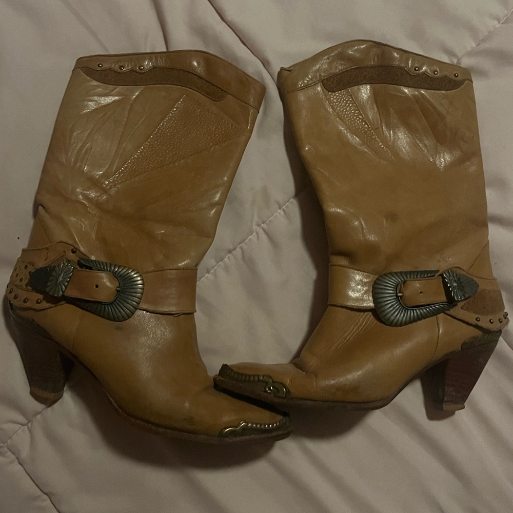 Retro Cowgirl Boots
